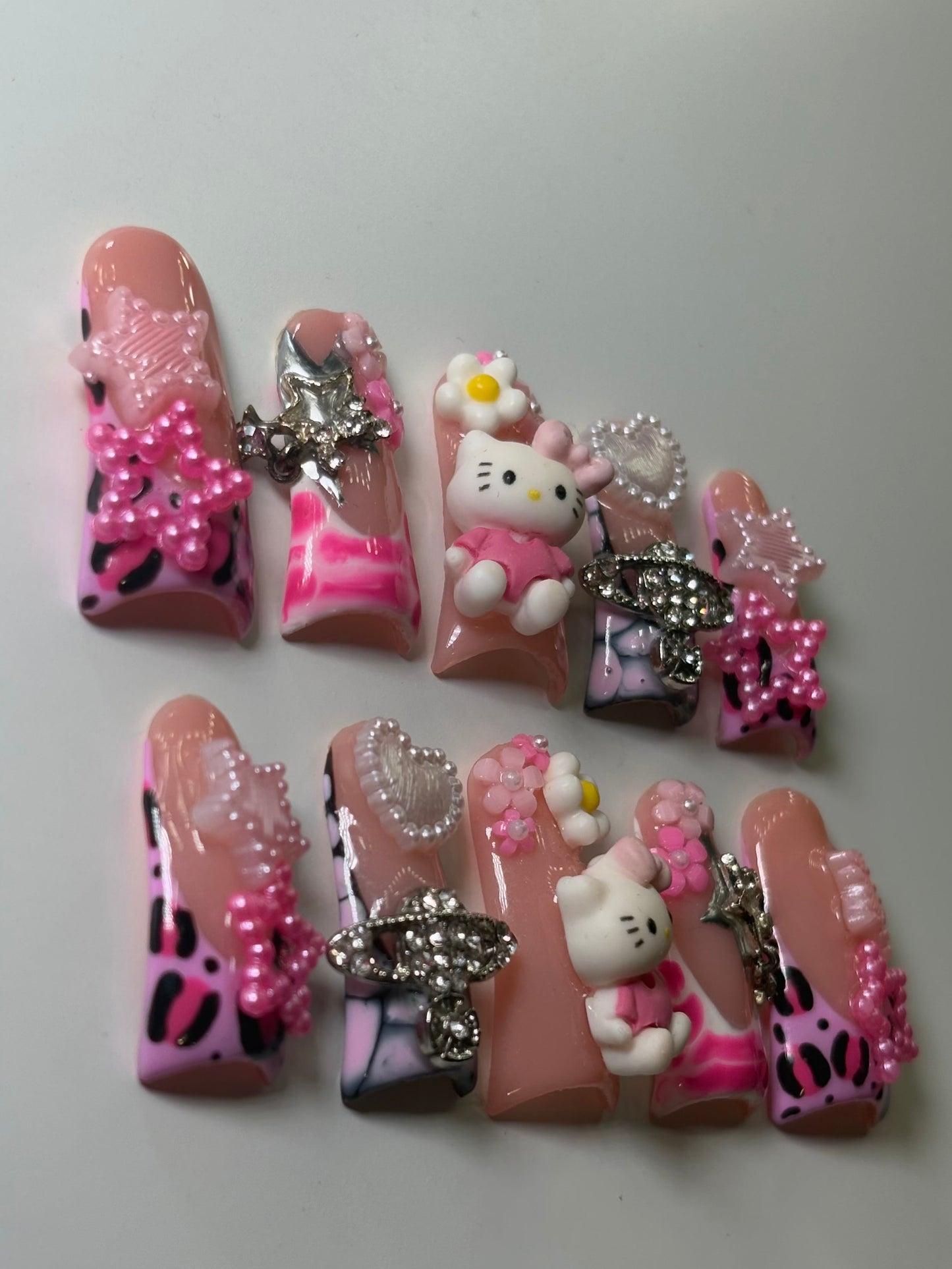 Y2K Hello Kitty